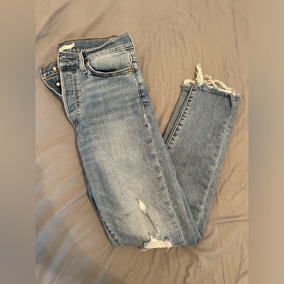 Levi’s Wedgie Skinny Jeans - Picture 1 of 4
